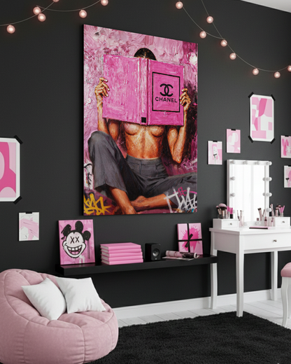Stampa su tela Chanel Girl ambientata in zona trucco moda femminile lusso